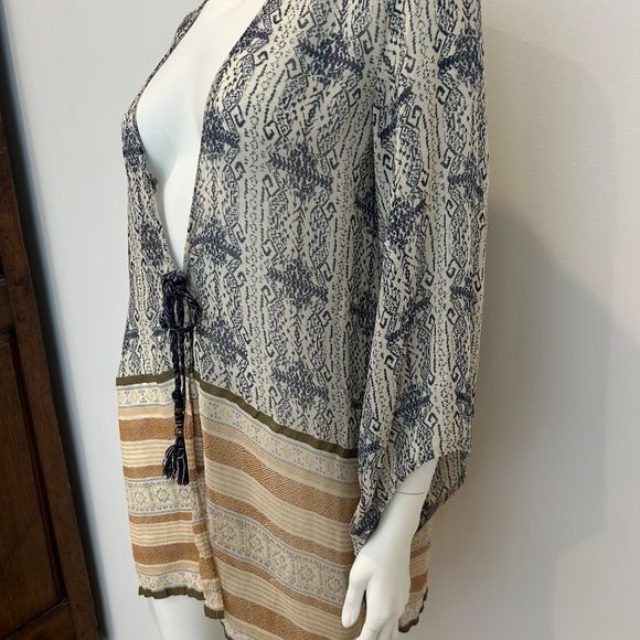 Calypso St Barth 100% Silk Cover Up - Size S - Blues and Gold - Picture 4 of 12